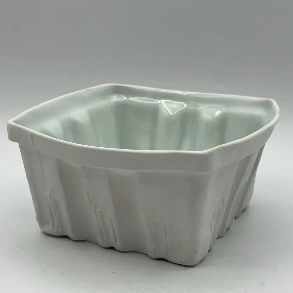 Heirloom Home Porcelain Berry Basket Box Realistic 3 x 5.5